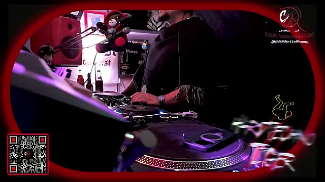 C-Stel-D-Tiger online show from October 19, 8:23 pm