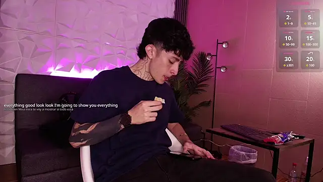 troy rouge online show from December 2, 7:39 pm