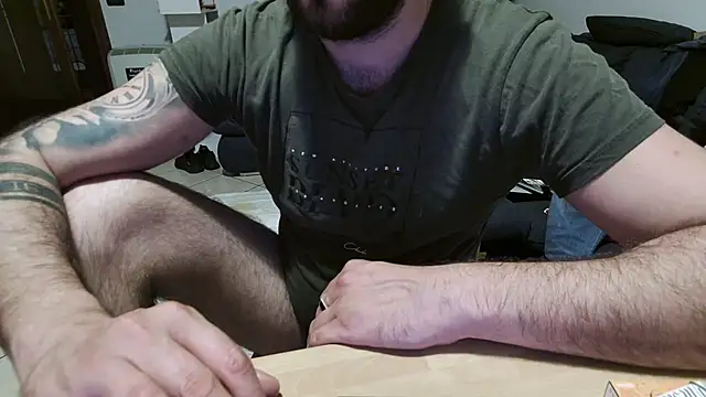 maialinofriuli online show from September 14, 3:08 am