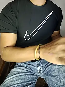 HARSHHU01 online show from April 16, 5:13 pm