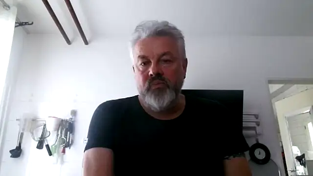 Berg Boy online show from February 4, 12:00 pm