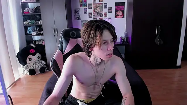 xIce Boy online show from April 10, 3:30 pm