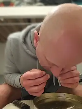 svenpfeifer online show from April 16, 11:07 pm