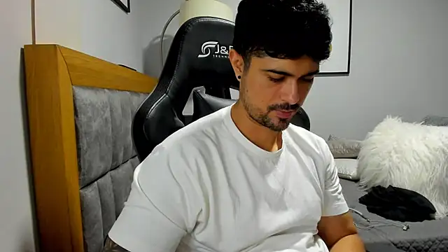 Dante Storm online show from October 30, 6:04 am