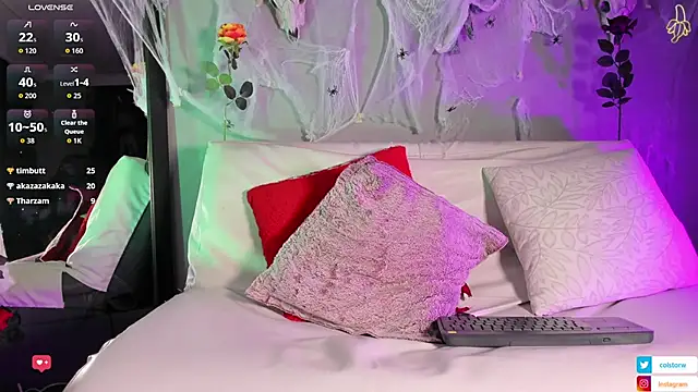 Colstorw  online show from October 15, 2:24 pm