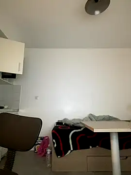 Renoirmonter online show from September 27, 4:16 pm