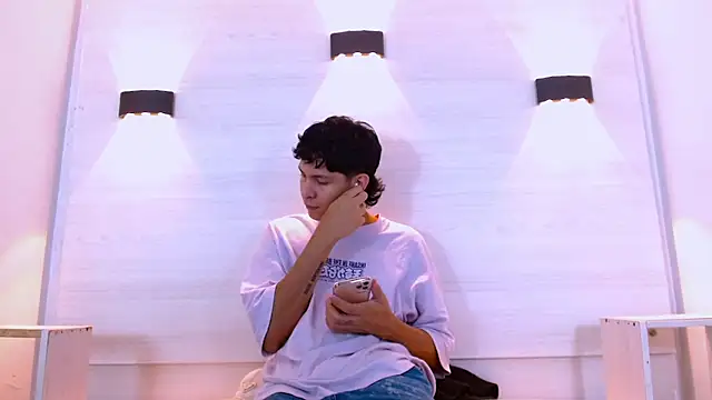 Jhojan twink online show from December 1, 1:25 pm