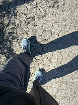 Max 965 online show from February 15, 11:18 am