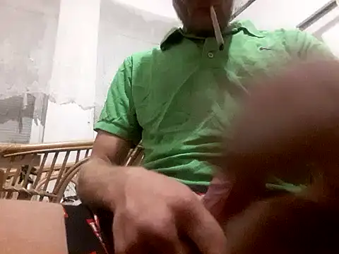 Snapshot of Tomassasdss chatting on October 15, 5:53 pm Tomassasdss online show from October 15, 5:53 pm