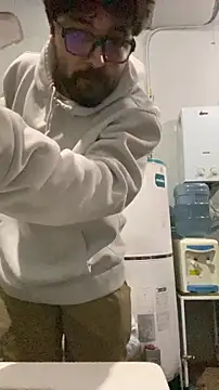 Freakydrag online show from November 13, 8:19 am