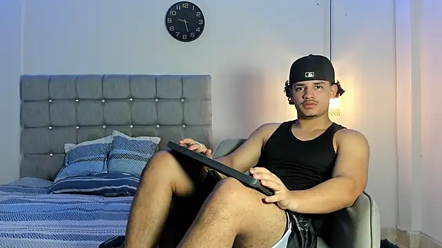 samxx muscle online show from October 19, 4:32 pm