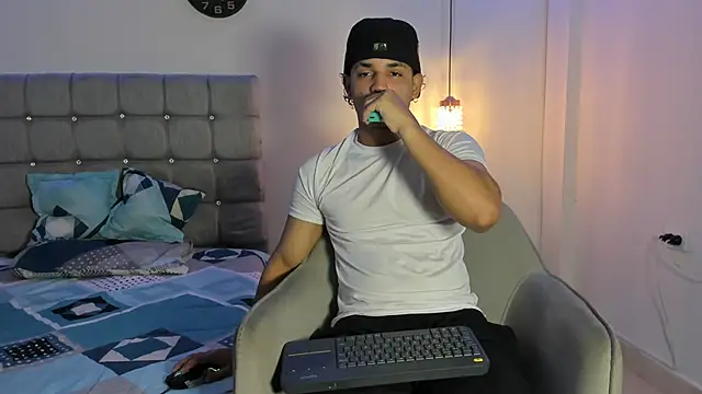 samxx muscle online show from September 24, 2:15 pm