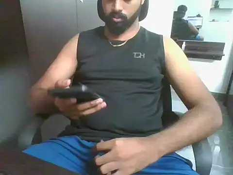 lovelyakash69 online show from October 17, 6:28 am