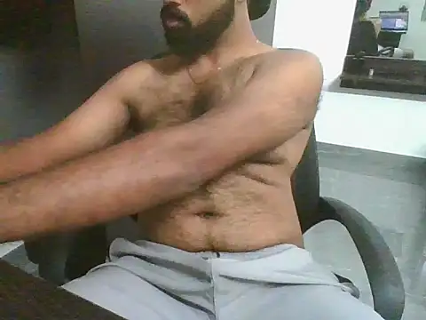 lovelyakash69 online show from September 18, 4:42 pm