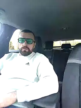 lucka1234 online show from April 21, 5:52 pm