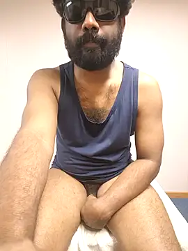 UrbanUtopia online show from March 25, 12:36 am