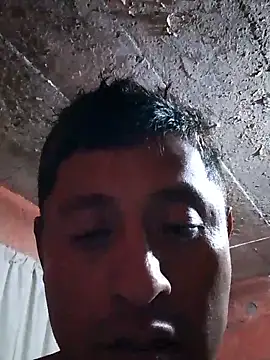 luuiss12 online show from February 20, 6:19 am