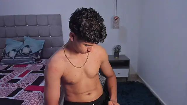 Santy Stump online show from February 2, 12:09 am