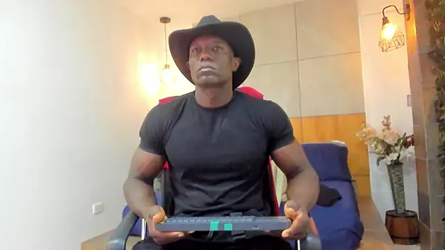 MarcusBlack  online show from March 12, 11:51 am