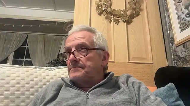 poggles online show from October 27, 10:34 pm