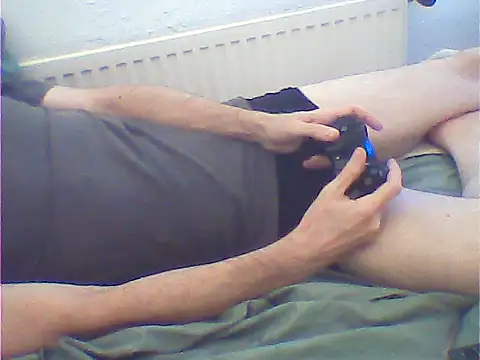 Snapshot of rimbaud77 chatting on September 21, 2:06 pm rimbaud77 online show from September 21, 2:06 pm