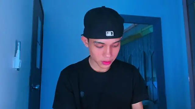 Sebax Young online show from January 17, 8:44 pm