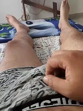 ScuffingBungalow online show from October 15, 8:05 pm