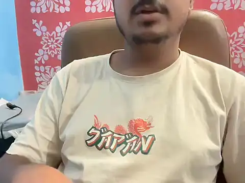 love69ly online show from May 14, 6:39 pm