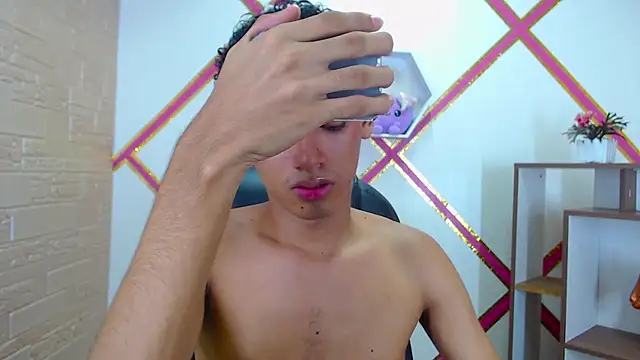 Blake Mils online show from January 12, 6:23 pm