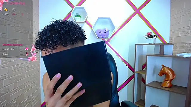 Blake Mils online show from October 27, 5:59 pm