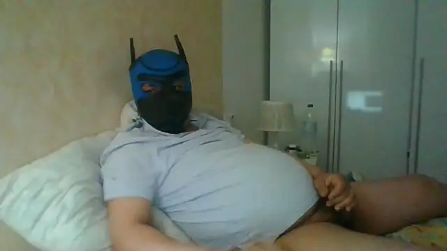 soumicuckold1 online show from April 28, 10:03 pm