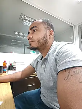 SanChacal5694 online show from December 2, 10:35 pm