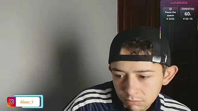 Aleecandrews online show from November 1, 7:51 pm