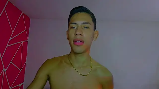 dylan apol0 online show from December 13, 11:44 pm