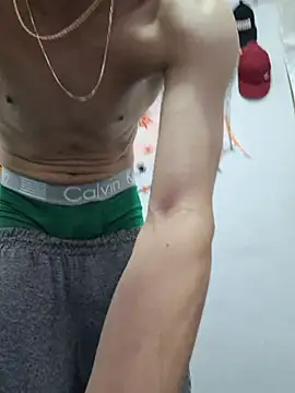 Snapshot of Ethanho0t chatting on October 23, 11:35 am Ethanho0t online show from October 23, 11:35 am