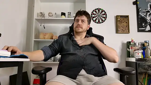 aaron nvk online show from March 31, 8:43 pm