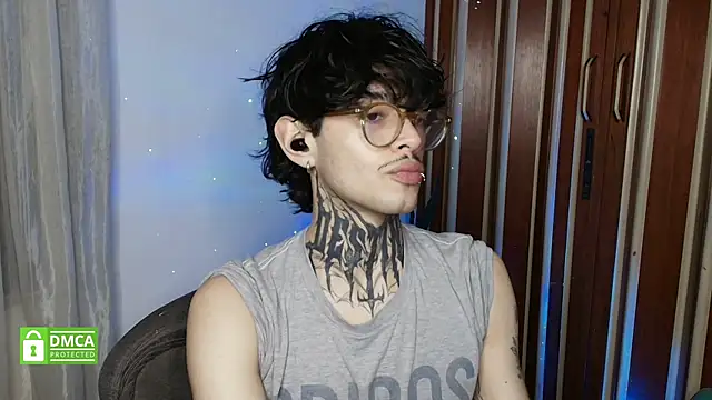 Mihail leroy online show from February 24, 1:18 am