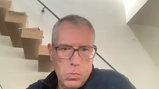 choupipat1 online show from March 2, 1:40 pm