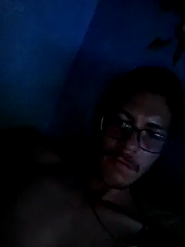 Davidg244 online show from May 2, 2:25 am