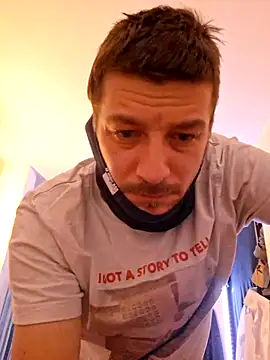 a7ex online show from December 10, 3:08 am