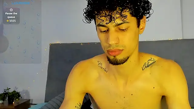 Chris Angel  online show from February 12, 3:45 am