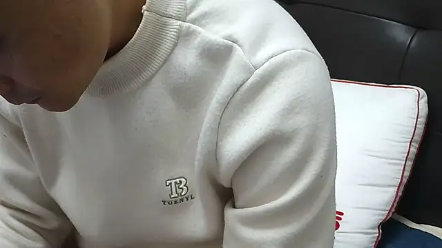 SSDDY8 online show from April 11, 2:31 pm