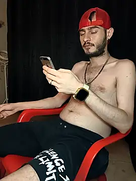 bigcockwhite777 online show from November 21, 5:39 am