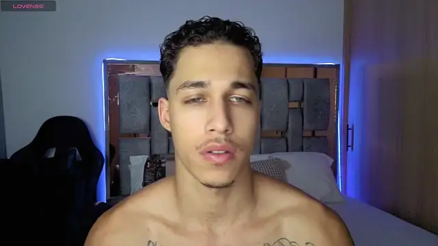 orionblaze69  online show from October 25, 3:52 am