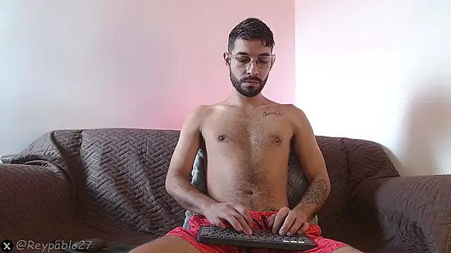 ReyPablo1 online show from February 9, 8:57 pm