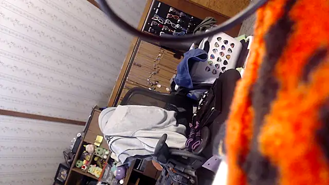 thejuicybacon online show from November 26, 4:54 pm