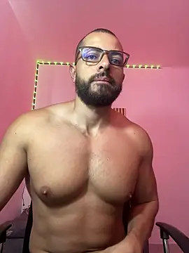 magnumchris online show from April 3, 3:09 pm