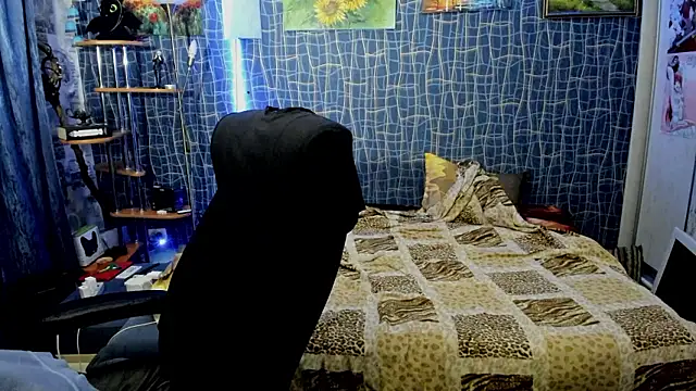 CuteBoy228 online show from February 17, 8:19 pm