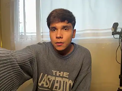 Thiago Kozak online show from April 15, 10:32 pm