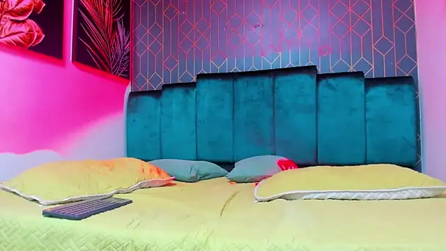 king falconer online show from September 13, 6:03 am